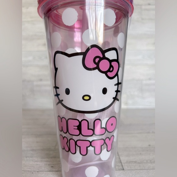 Hello Kitty Tumbler - Picture 3 of 5